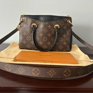 ❤️SOLD❤️Louis Vuitton Pallas Noir BB